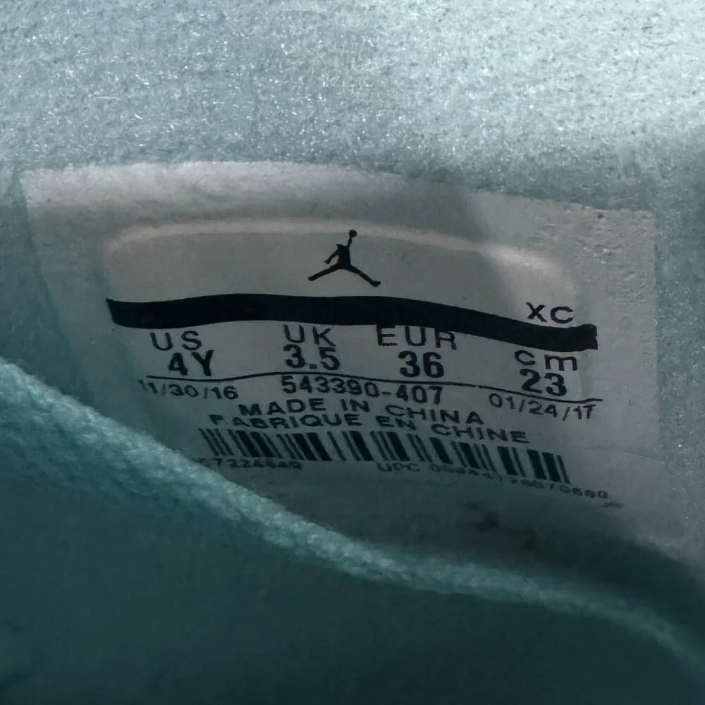 Air Jordan 6 GS “Still Blue” Sneakers | Youth 4Y (Women’s 5.5 / Men’s 4) - Picture 5 of 8